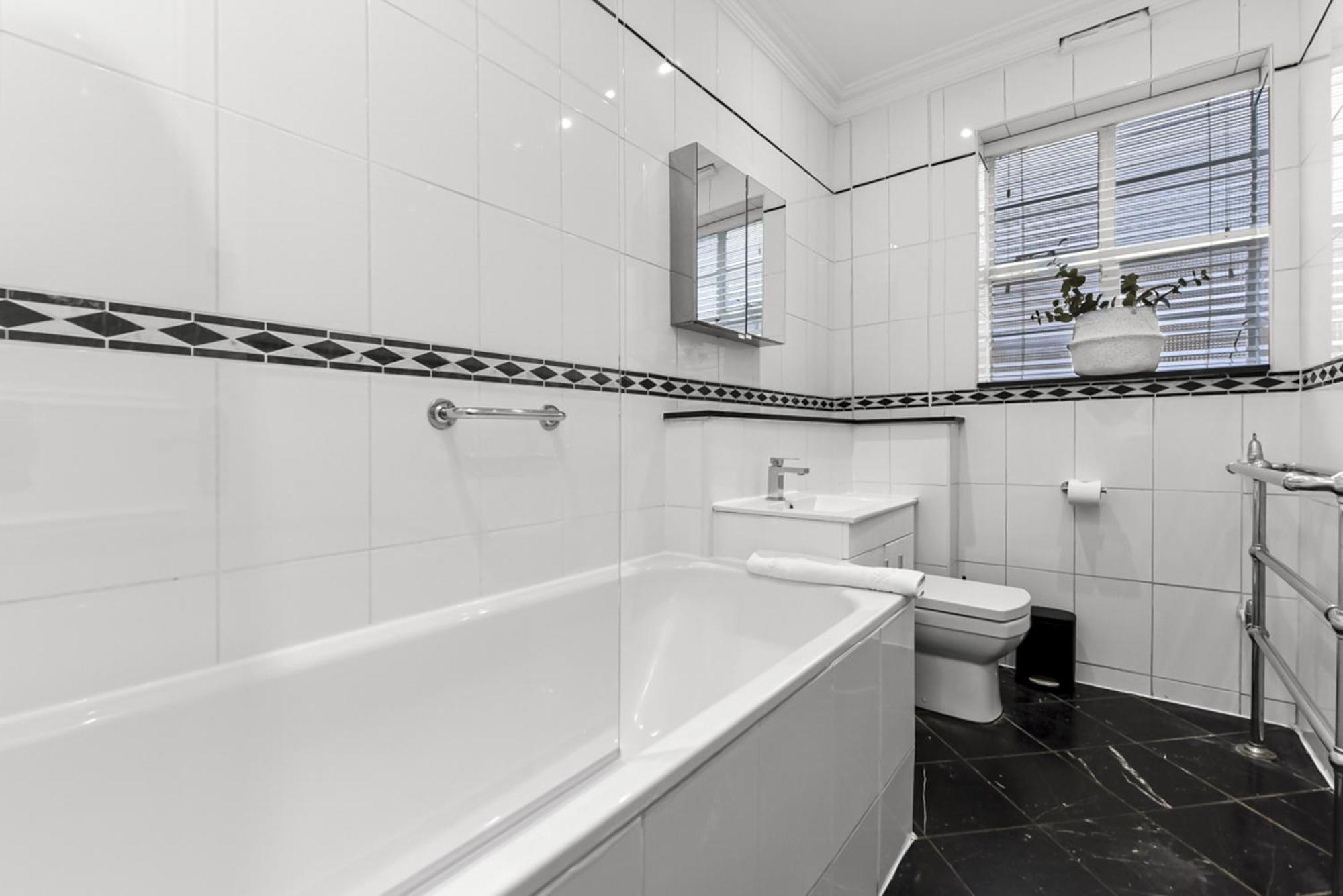 2 Bed Apartment- Mayfair 1 Londra Dış mekan fotoğraf